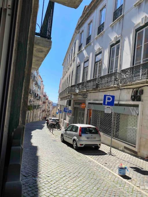 Bairro Alto Aloja Apartment Lisbon Bagian luar foto